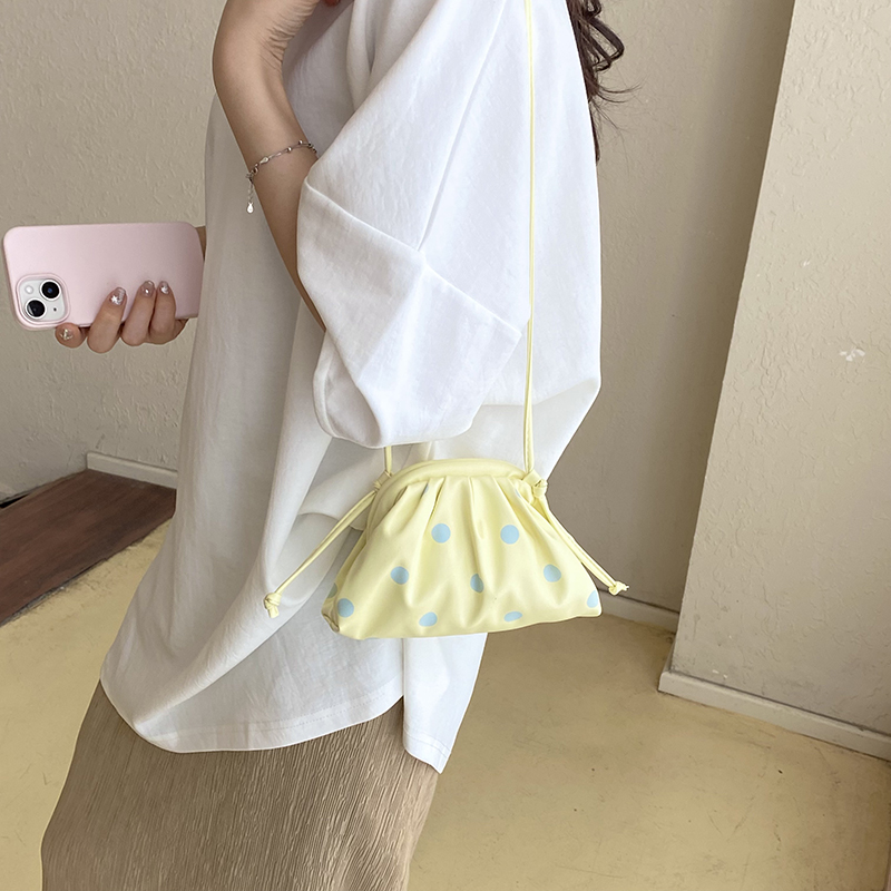 MOODS กระเป๋าถือและกระเป๋าสะพา - Women Bags On Sale บทวิจารณ์และราคา
