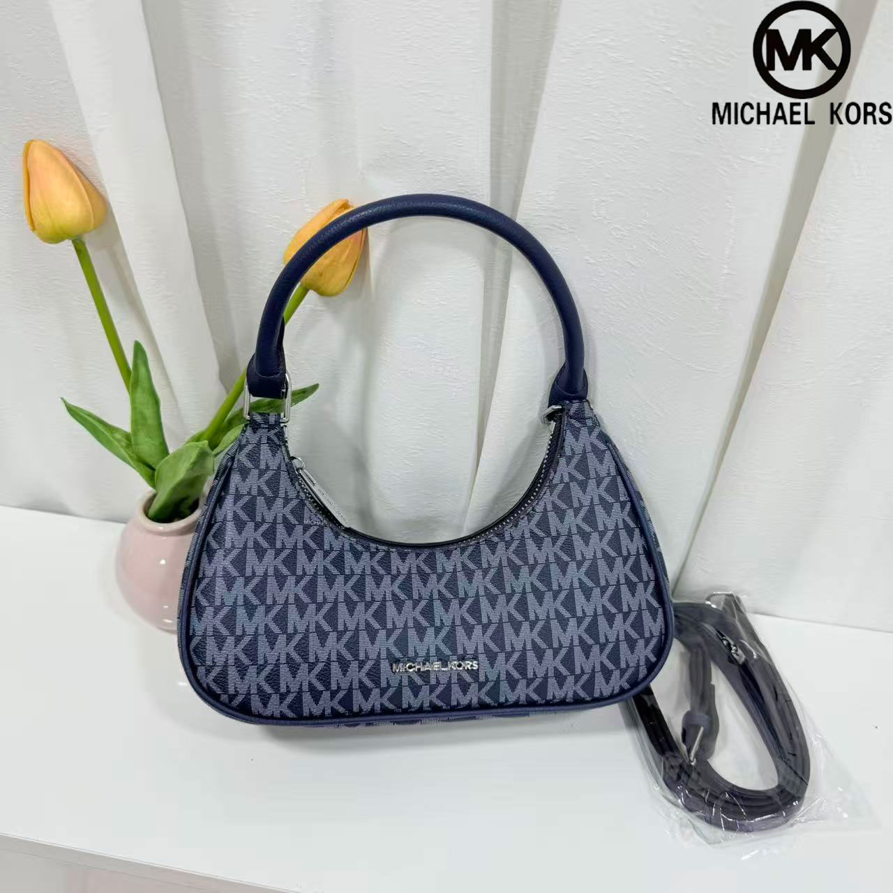 กระเป๋าสะพายแฟชั่นผู้หญิงดีไซน - Women'S Bags Michael Kors บทวิจารณ์และราคา