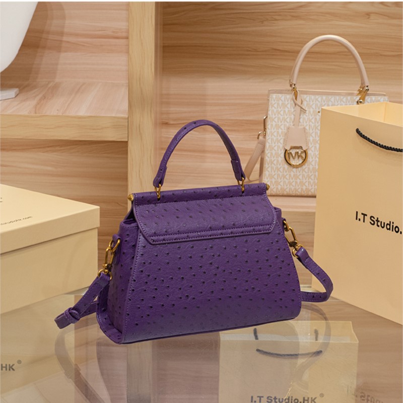 กระเป๋าถือสตรีความจุขนาดใหญ่ 2 - Women Bags Trend 2025 บทวิจารณ์และราคา