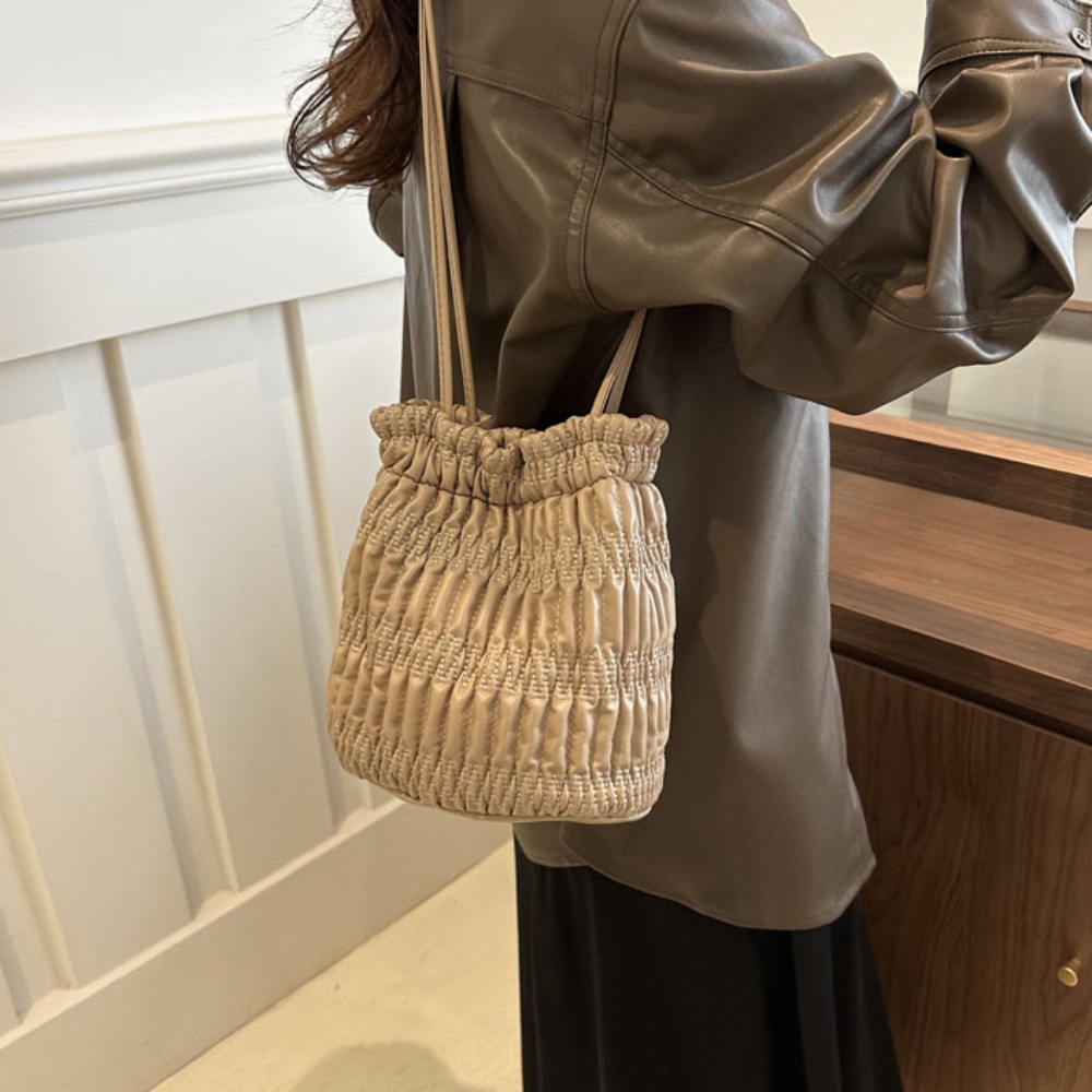 กระเป๋าถือสตรีลดราคา กระเป๋าสะ - Women Hand Bags Sale บทวิจารณ์และราคา