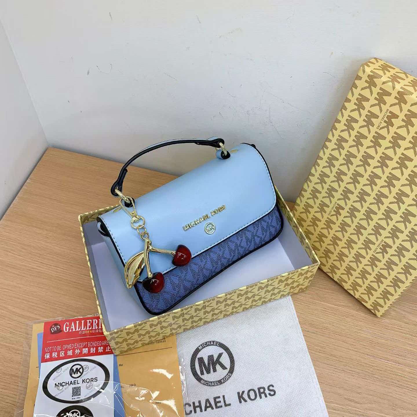 กระเป๋าสะพายไหล่ดีไซเนอร์หรูสำ - Women'S Bags Michael Kors บทวิจารณ์และราคา