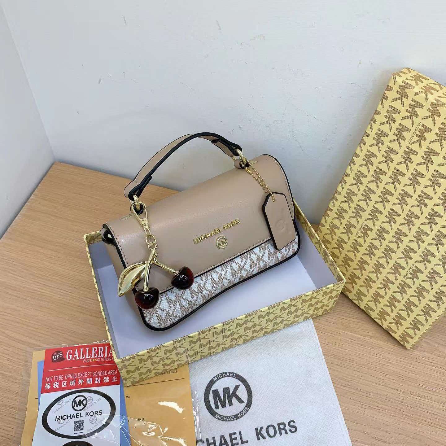 กระเป๋าสะพายไหล่ดีไซเนอร์หรูสำ - Women'S Bags Michael Kors บทวิจารณ์และราคา