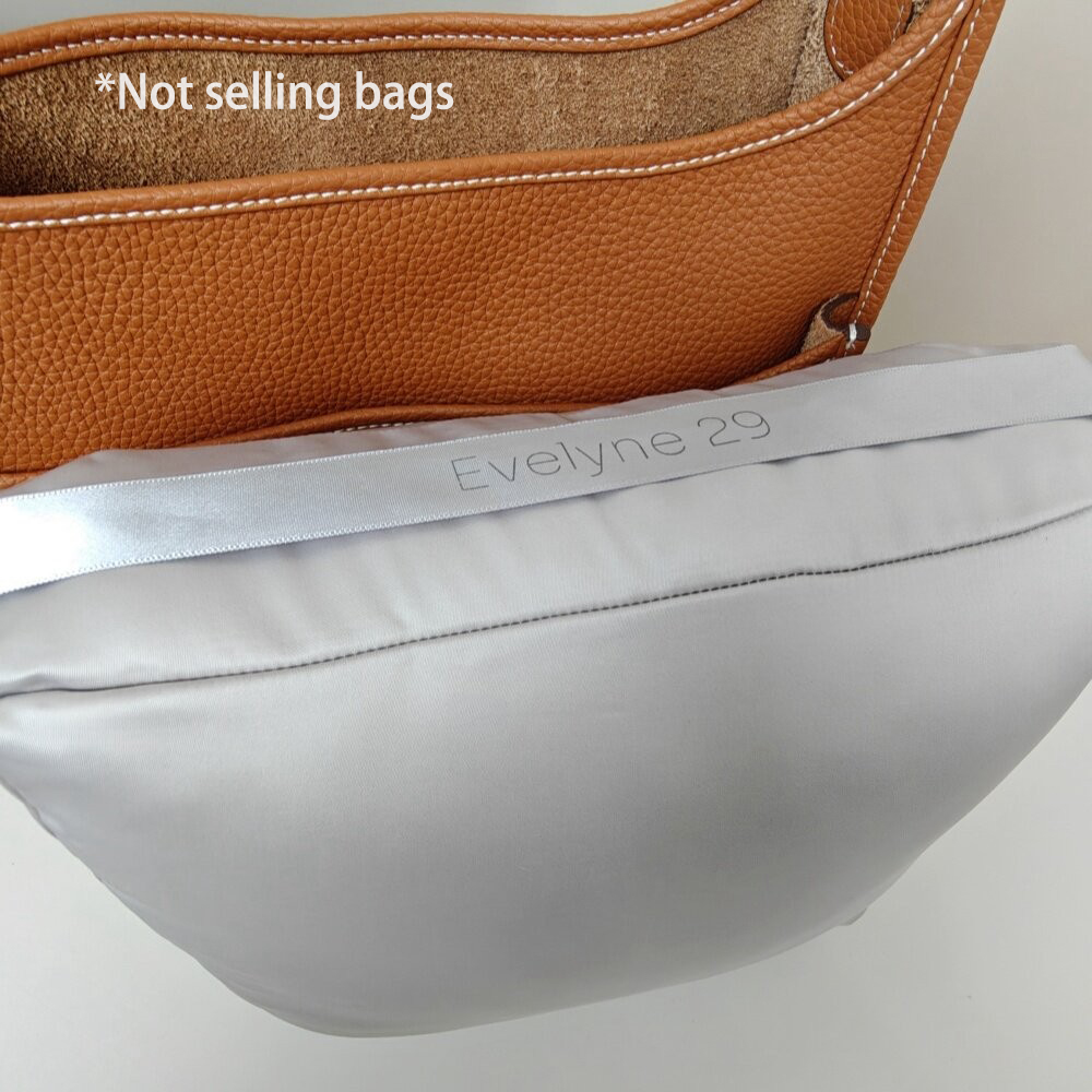 เหมาะสำหรับกระเป๋าถือ Evelyne2 - Woman In Bag บทวิจารณ์และราคา