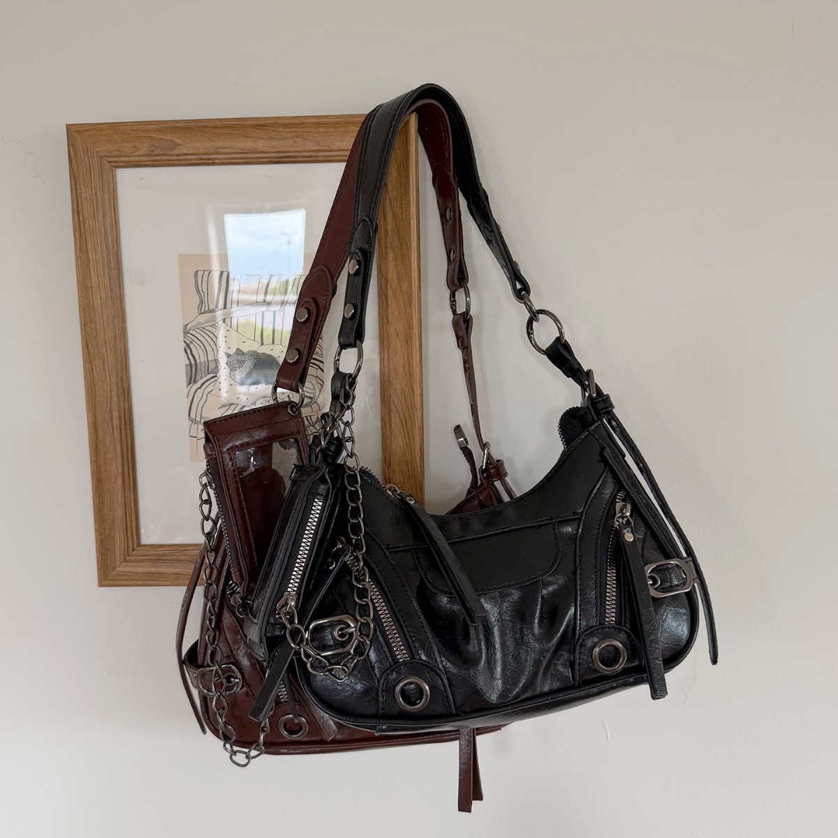 กระเป๋าสะพายข้างขนาดเล็กสไตล์ว - Women Bags On Sale บทวิจารณ์และราคา